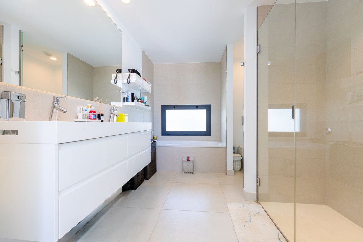2 Bed Penthouse in Fuengirola