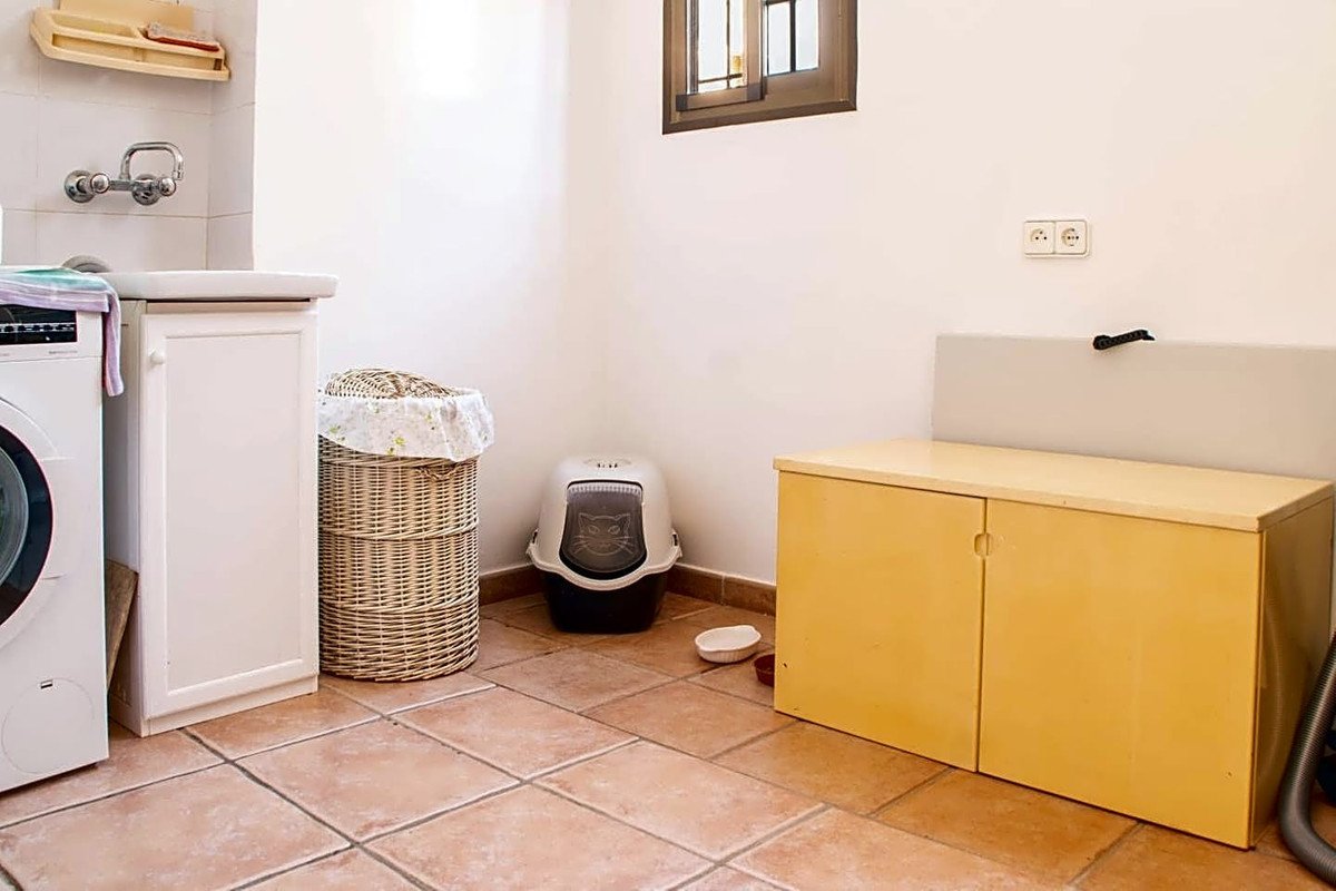 5 Bed Detached Villa in Torremolinos