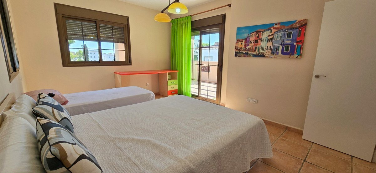 5 Bed Detached Villa in Torremolinos
