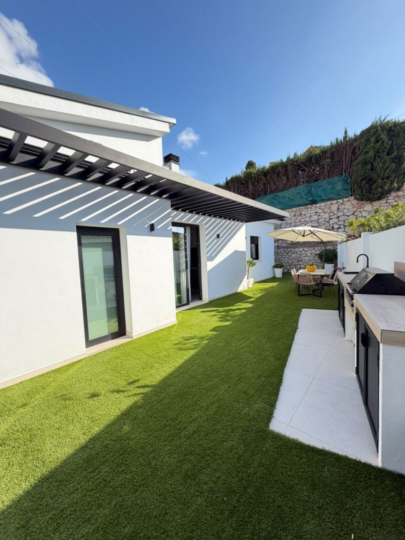 5 Bed Detached Villa in Arroyo de la Miel