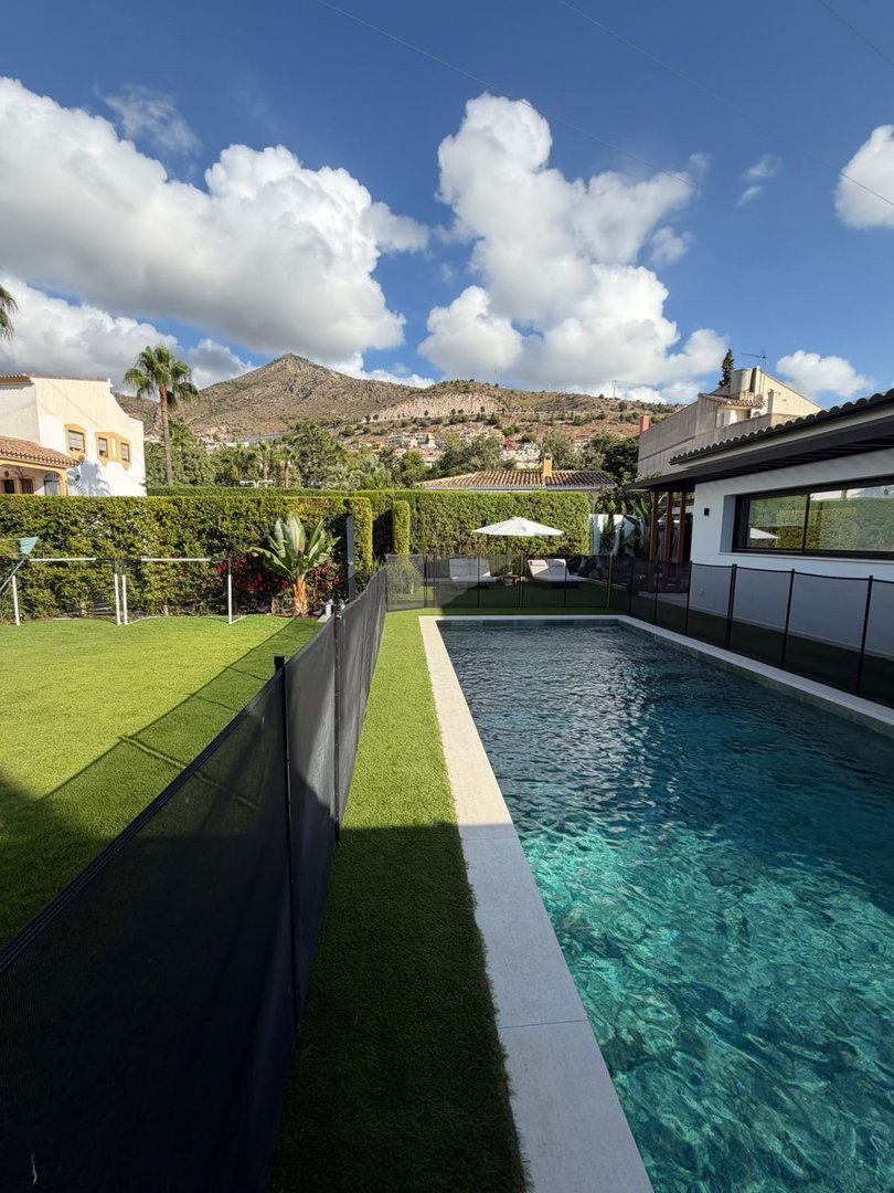 5 Bed Detached Villa in Arroyo de la Miel