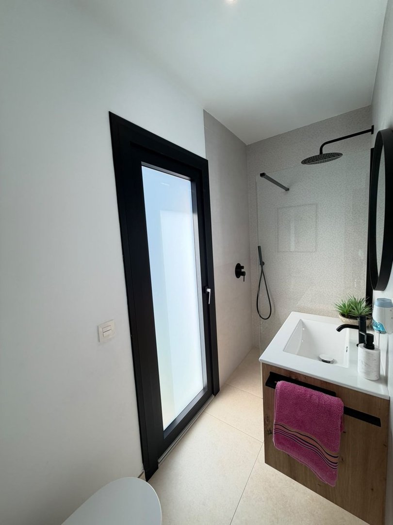 5 Bed Detached Villa in Arroyo de la Miel