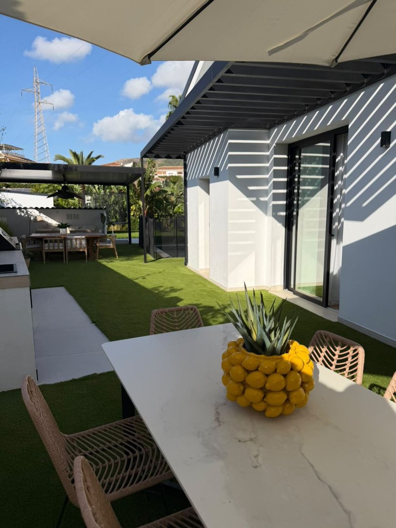 5 Bed Detached Villa in Arroyo de la Miel