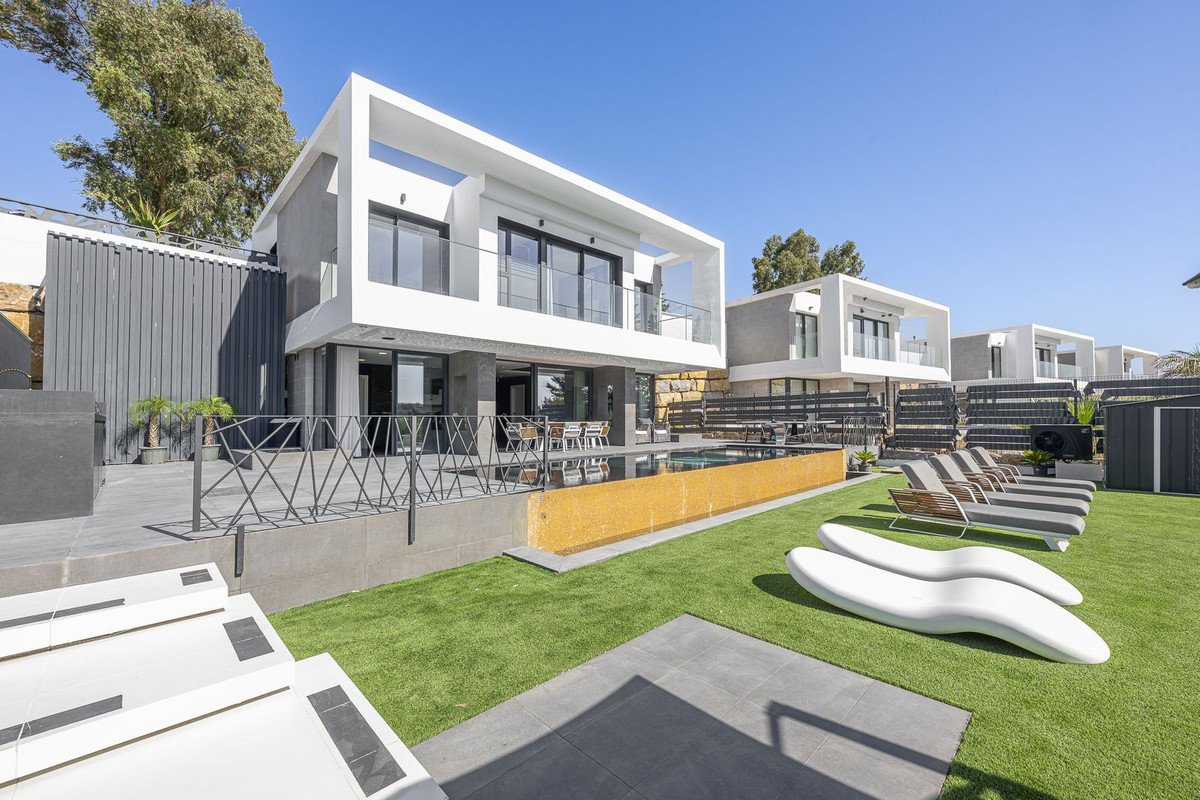3 Bed Detached Villa in Valle Romano