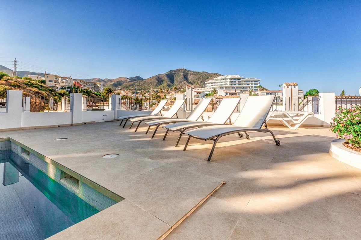 5 Bed Detached Villa in Torreblanca