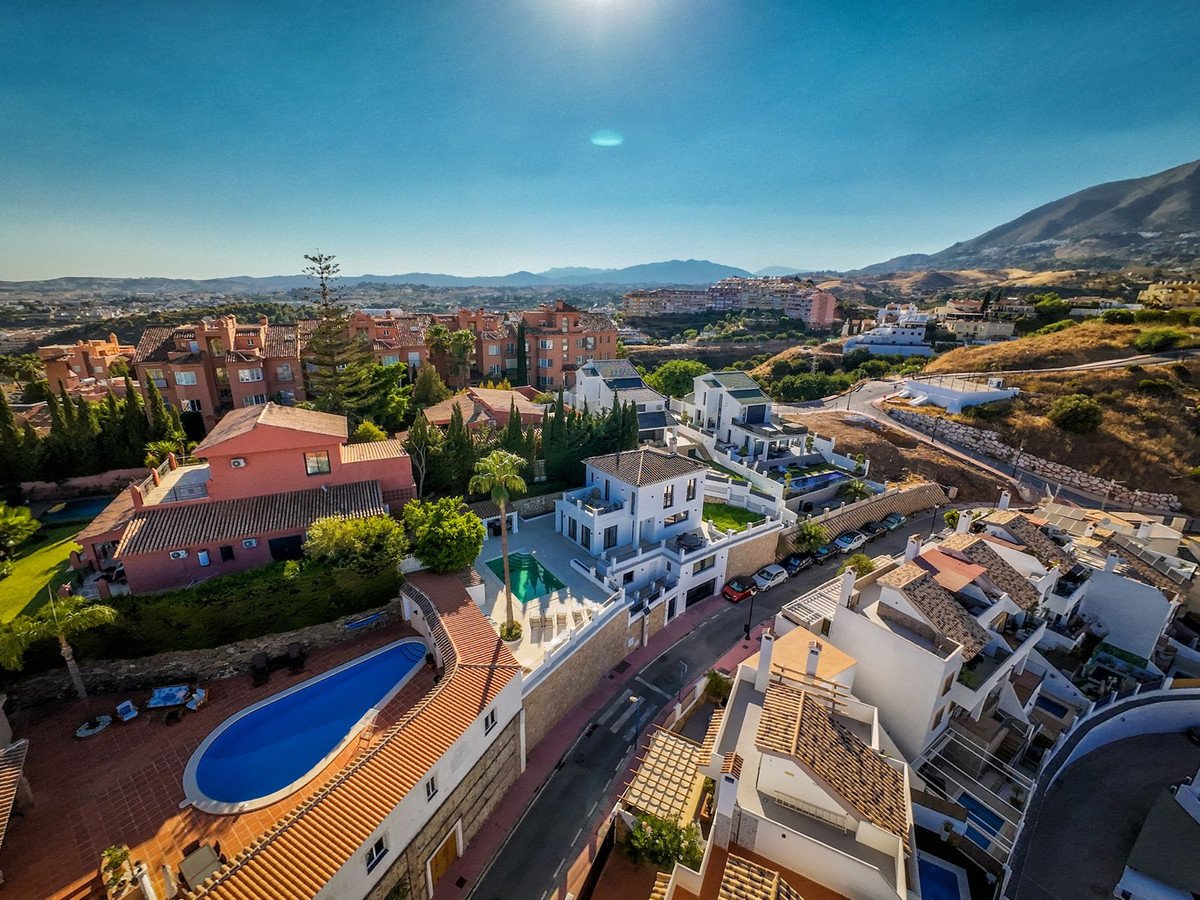 5 Bed Detached Villa in Torreblanca