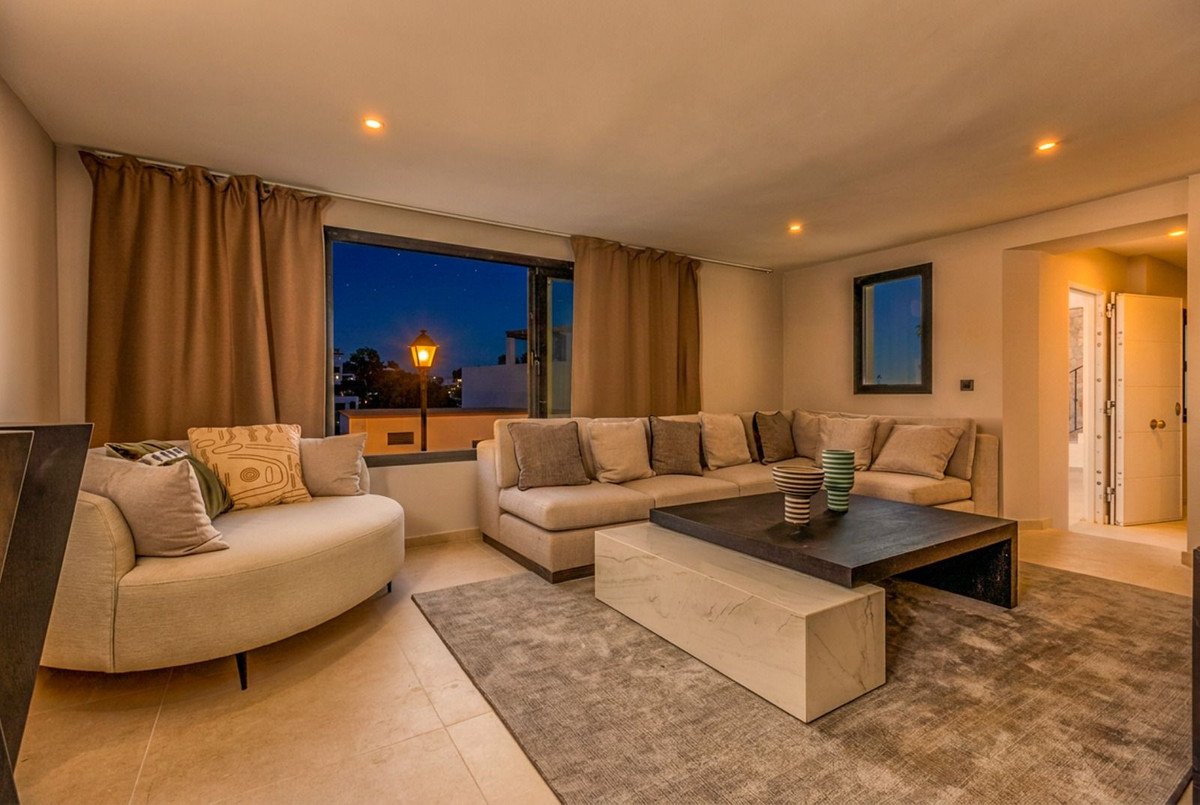 5 Bed Detached Villa in Torreblanca