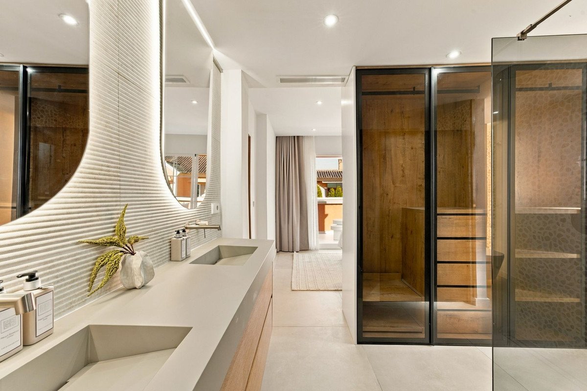 3 Bed Penthouse Duplex in Nueva Andalucía