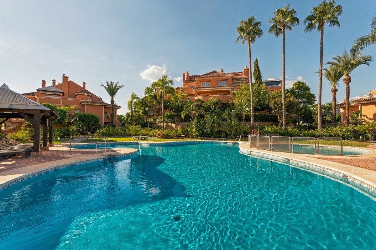 3 Bed Penthouse Duplex in Nueva Andalucía