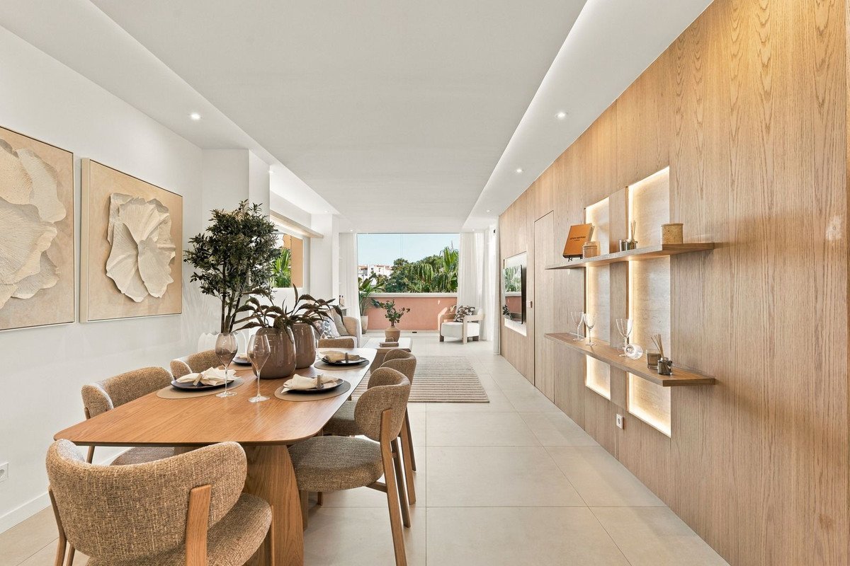 3 Bed Penthouse Duplex in Nueva Andalucía