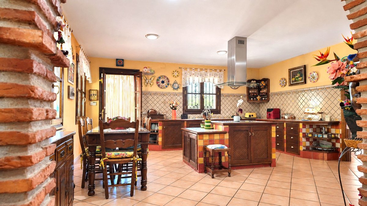 5 Bed Finca - Cortijo in Ronda