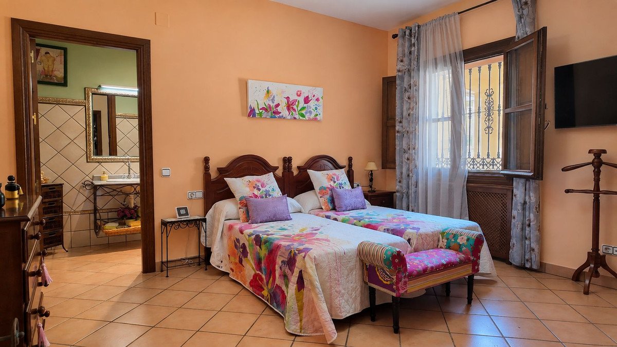 5 Bed Finca - Cortijo in Ronda