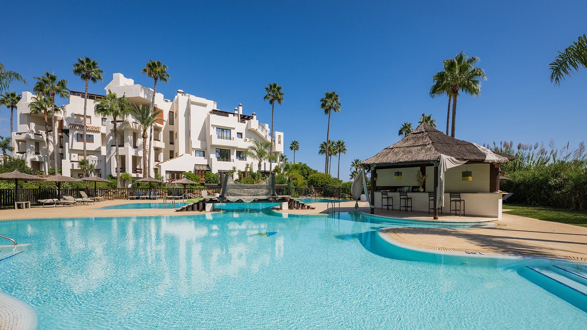 3 Bed Ground Floor Apartment in Estepona