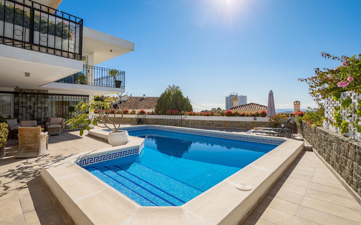 4 Bed Detached Villa in Nueva Andalucía