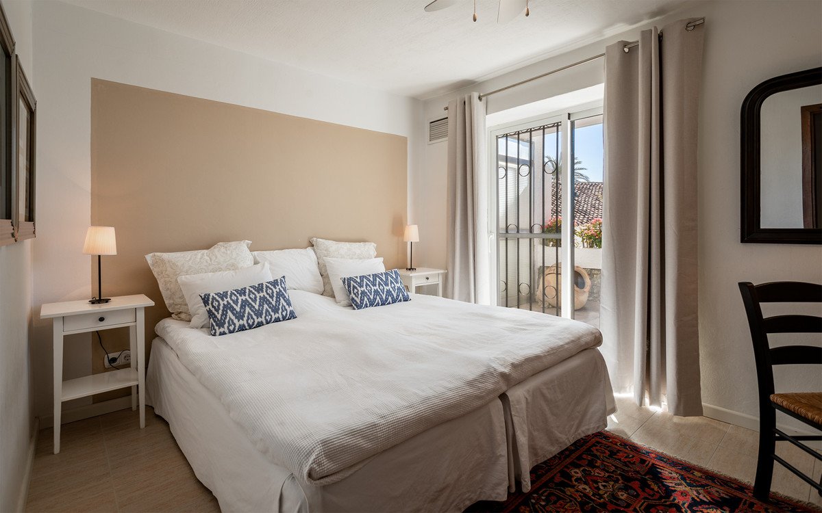 4 Bed Detached Villa in Nueva Andalucía