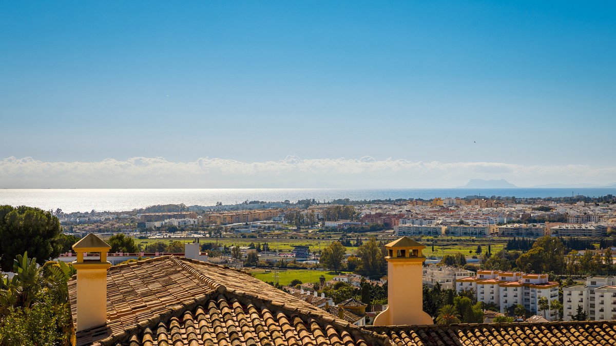 4 Bed Detached Villa in Nueva Andalucía