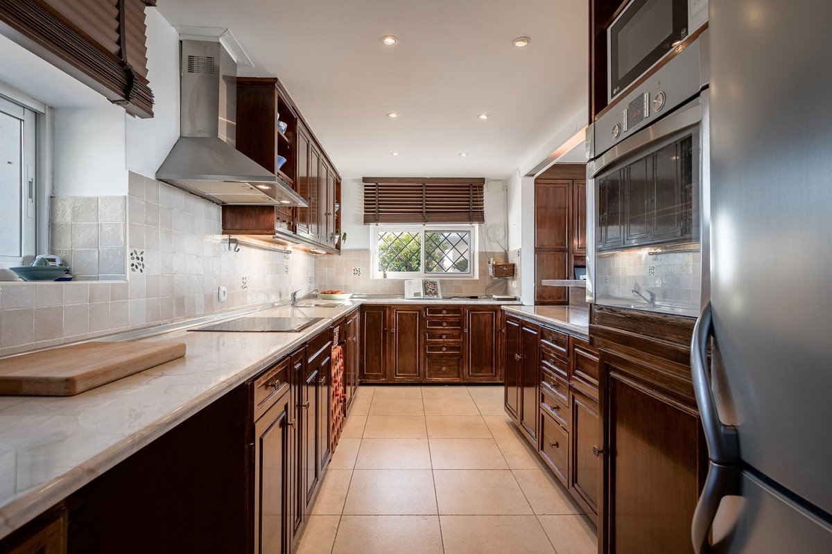 4 Bed Detached Villa in Nueva Andalucía