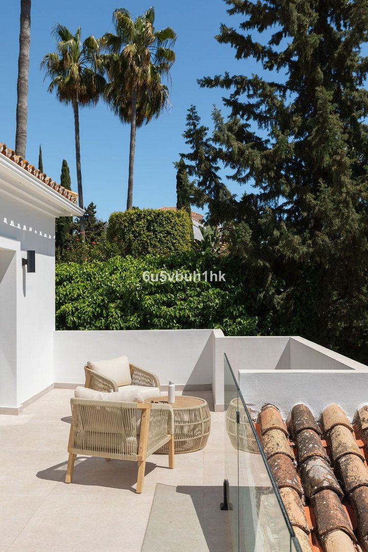 6 Bed Detached Villa in Benahavís