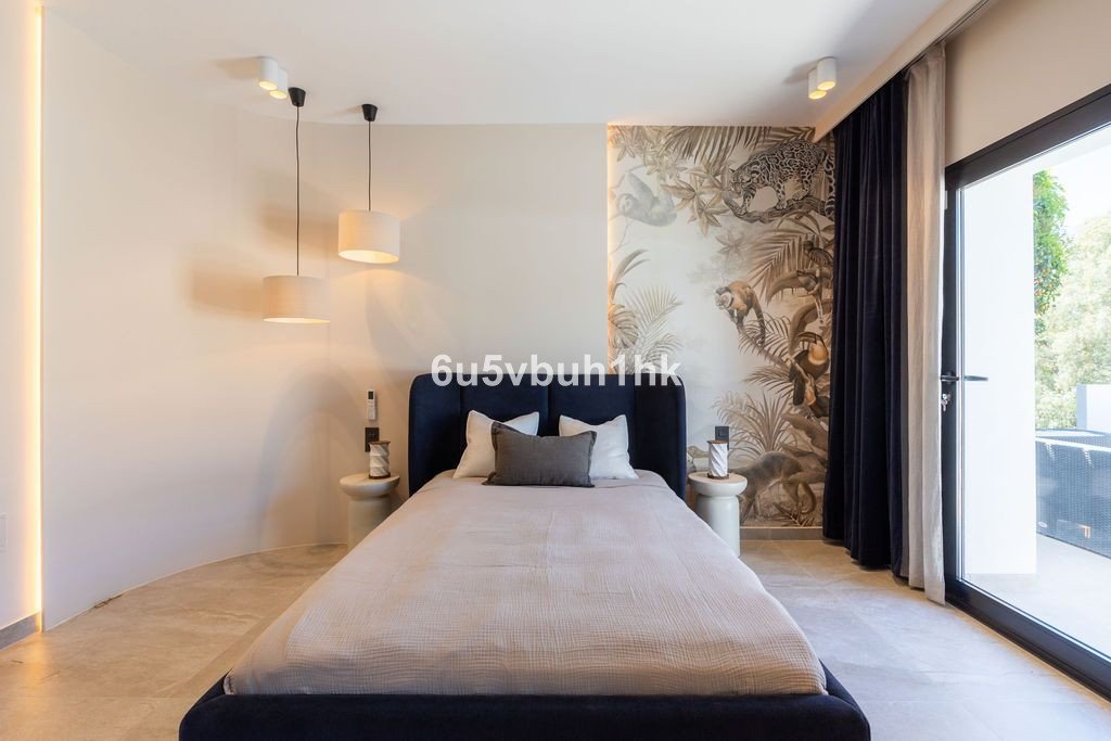6 Bed Detached Villa in Benahavís