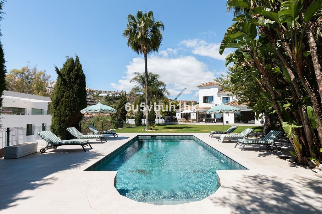 6 Bed Detached Villa in Benahavís