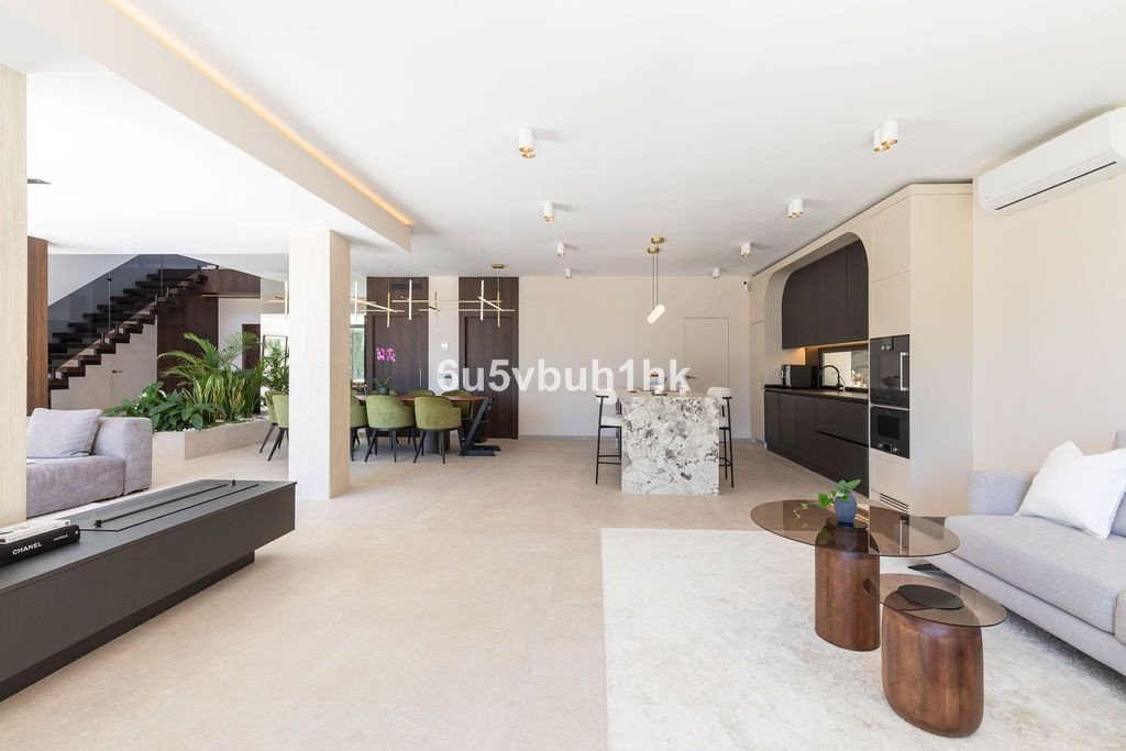 6 Bed Detached Villa in Benahavís