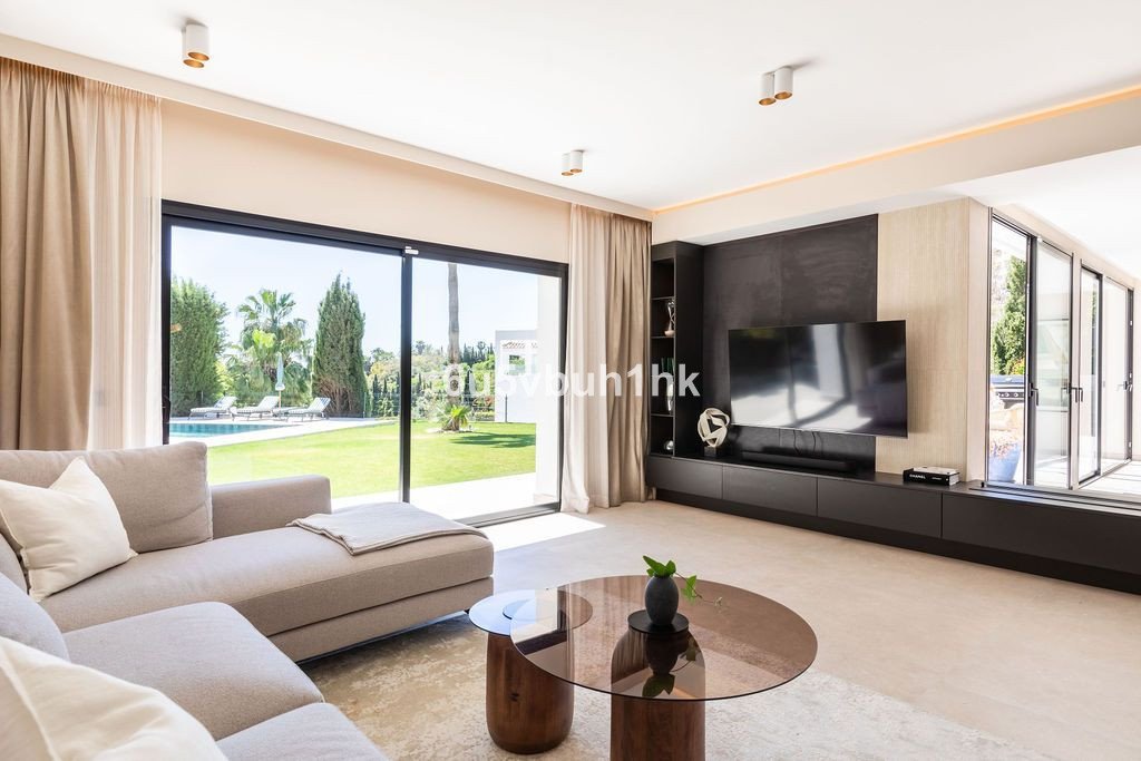 6 Bed Detached Villa in Benahavís