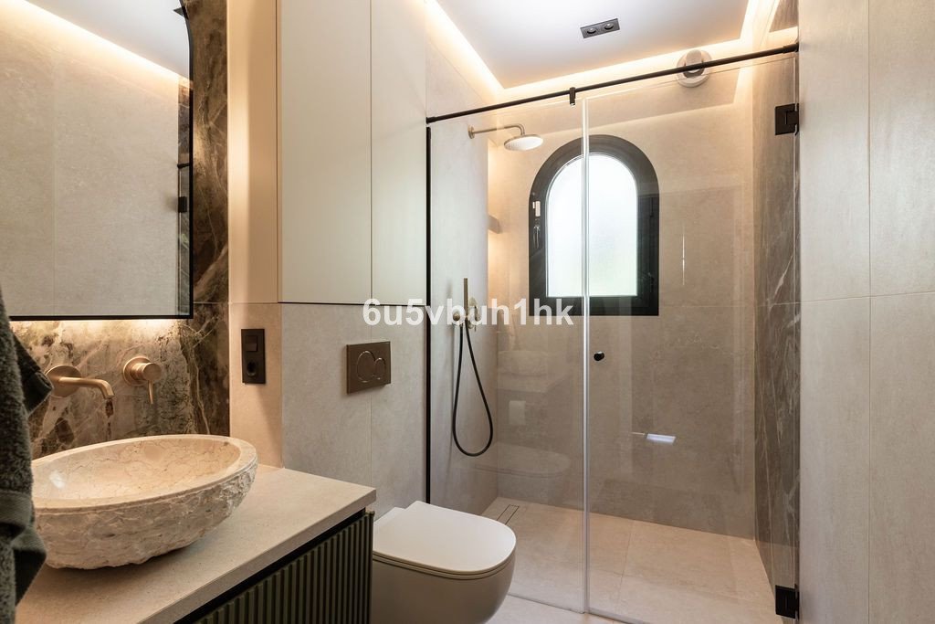 6 Bed Detached Villa in Benahavís