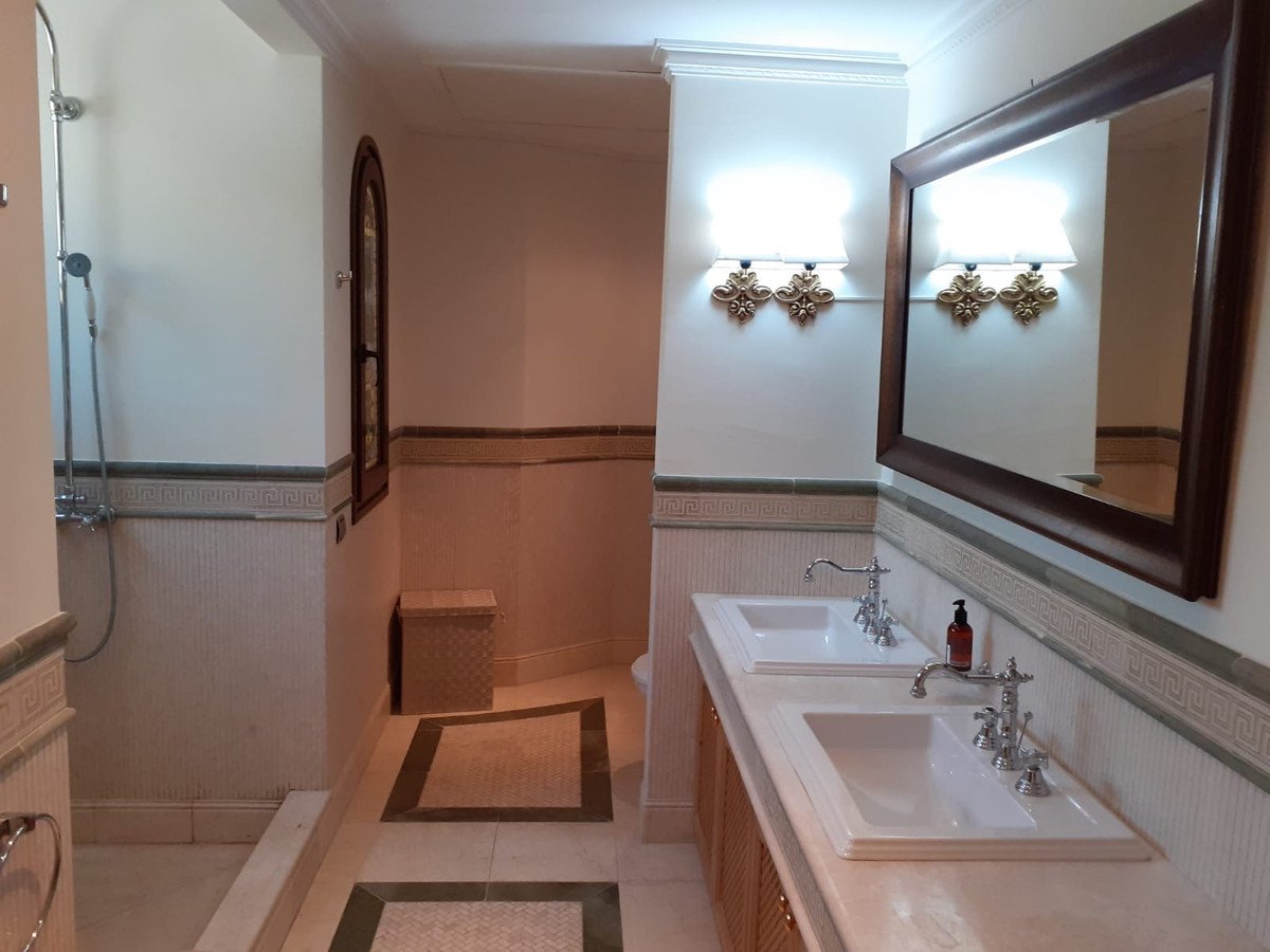 4 Bed Detached Villa in Estepona