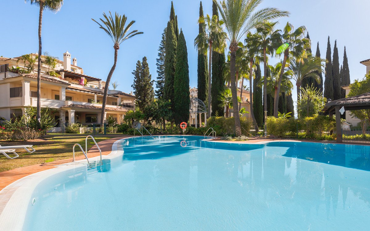 3 Bed Penthouse Duplex in Nueva Andalucía