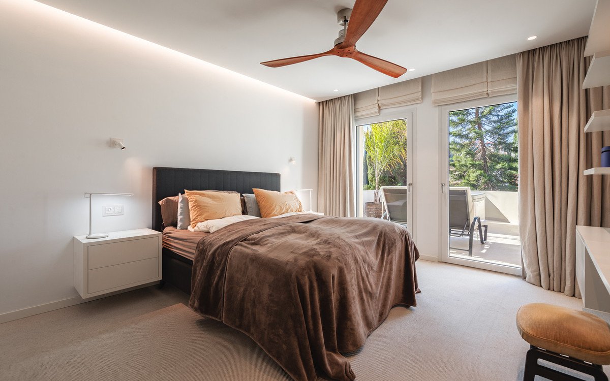 3 Bed Penthouse Duplex in Nueva Andalucía