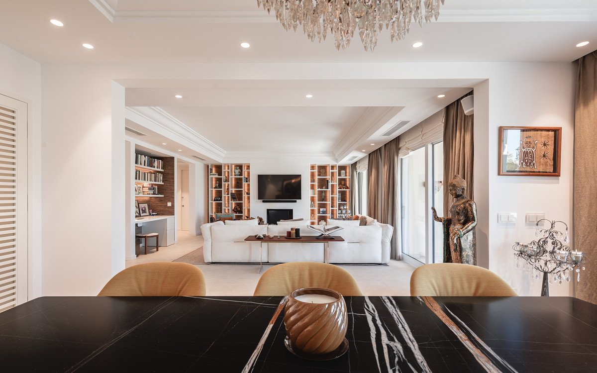 3 Bed Penthouse Duplex in Nueva Andalucía