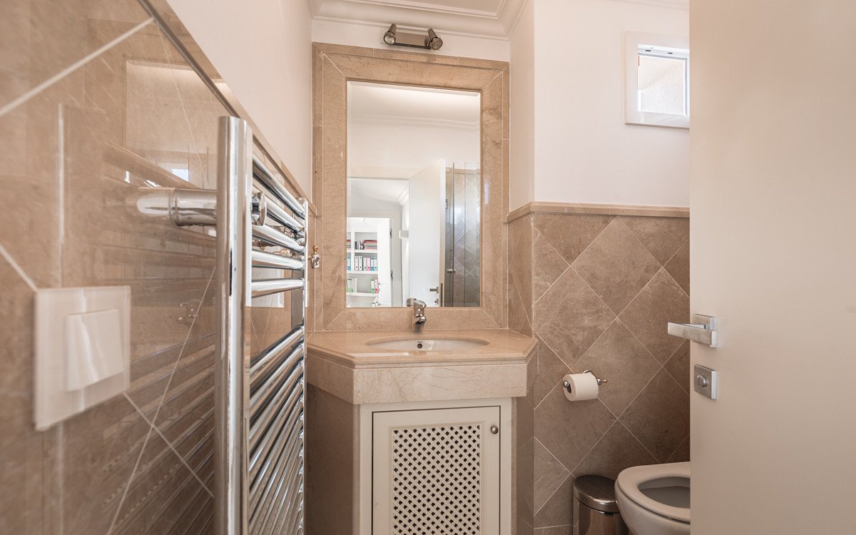 3 Bed Penthouse Duplex in Nueva Andalucía