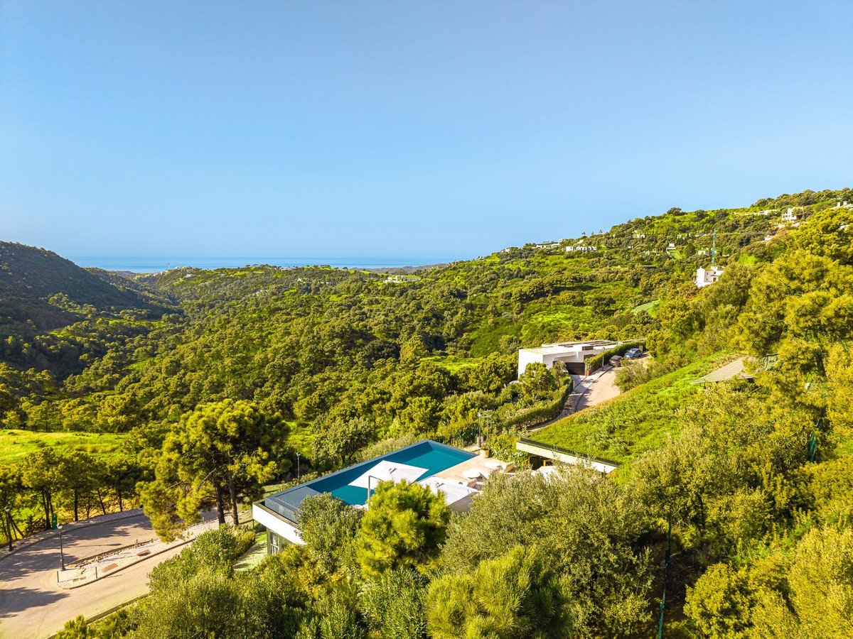 4 Bed Detached Villa in Benahavís