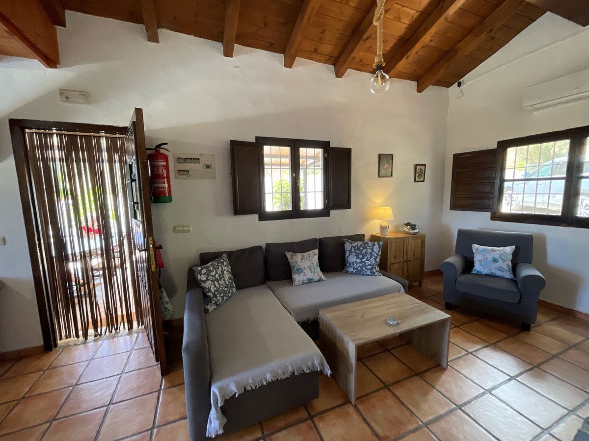 2 Bed Detached Villa in Villanueva De La Concepcion