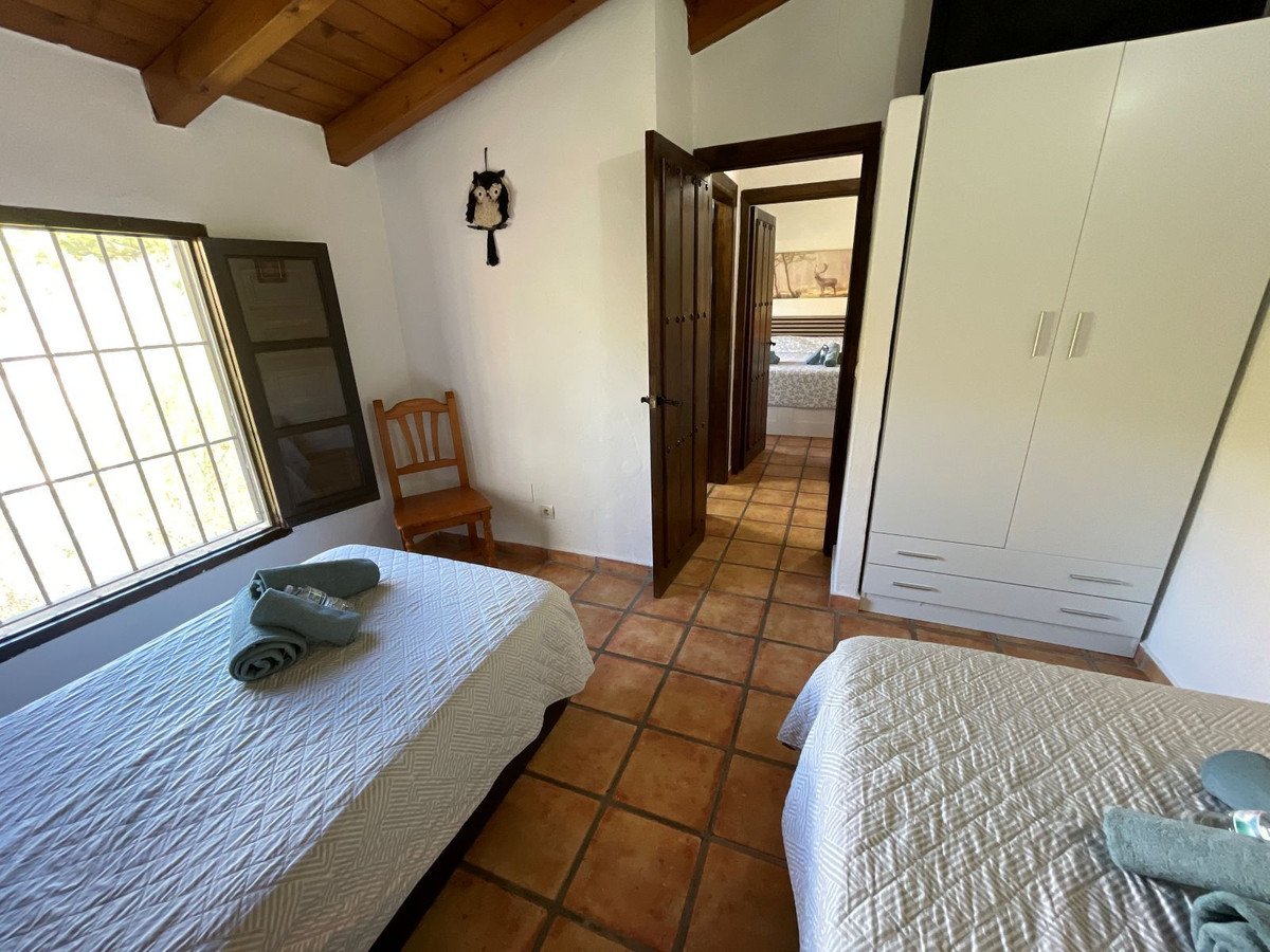 2 Bed Detached Villa in Villanueva De La Concepcion