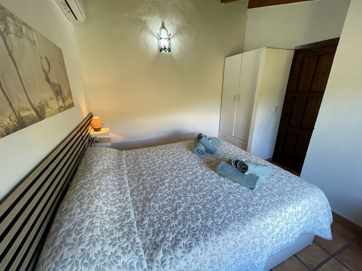 2 Bed Detached Villa in Villanueva De La Concepcion
