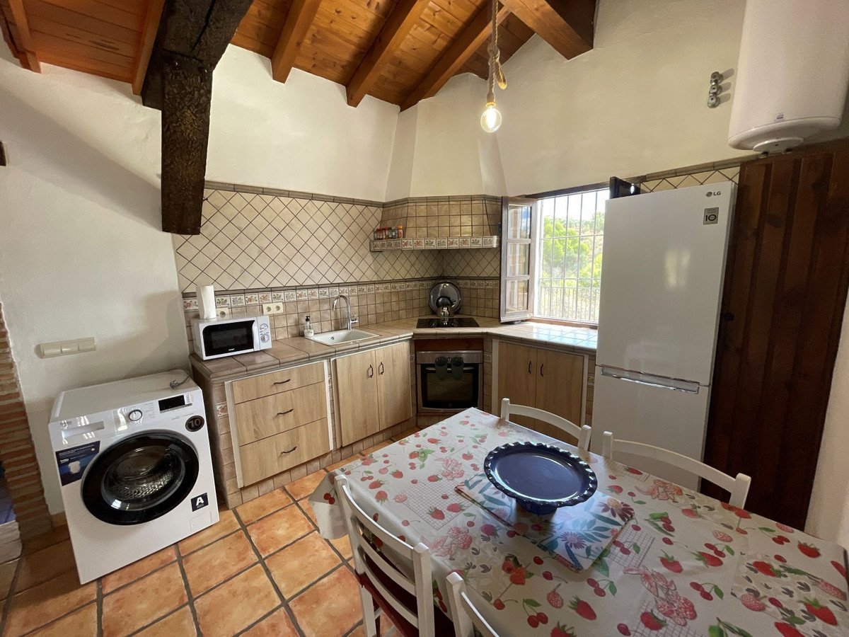 2 Bed Detached Villa in Villanueva De La Concepcion