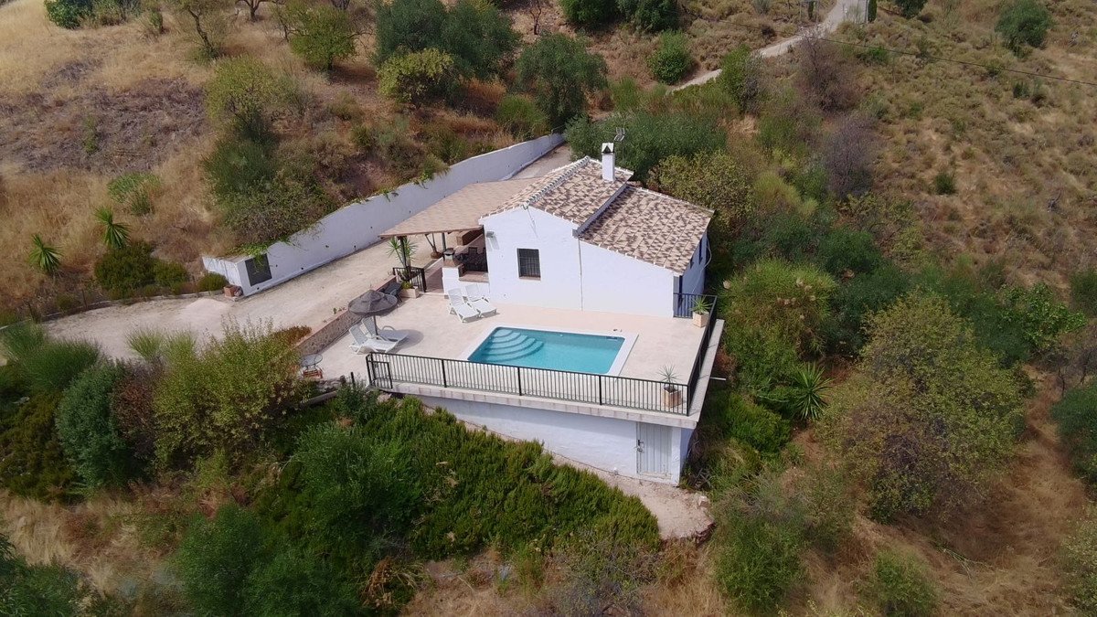 2 Bed Detached Villa in Villanueva De La Concepcion