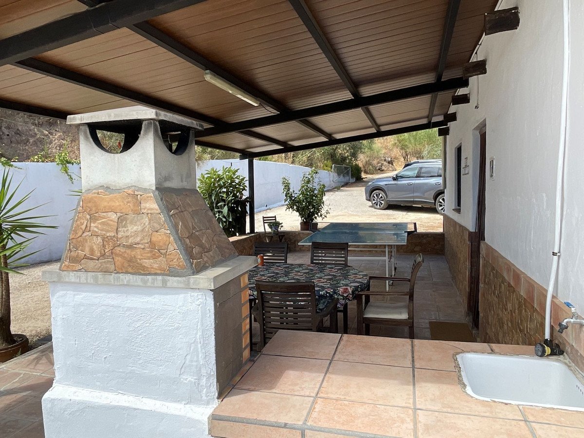 2 Bed Detached Villa in Villanueva De La Concepcion
