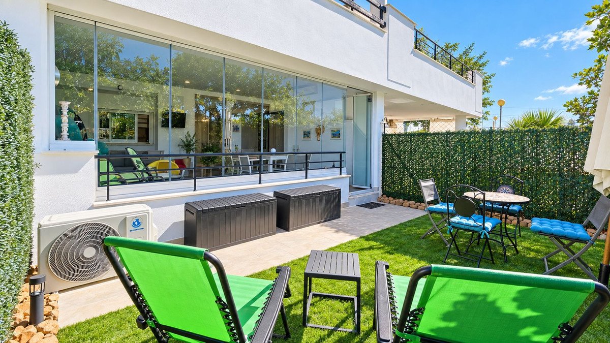2 Bed Ground Floor Apartment in Casares Playa