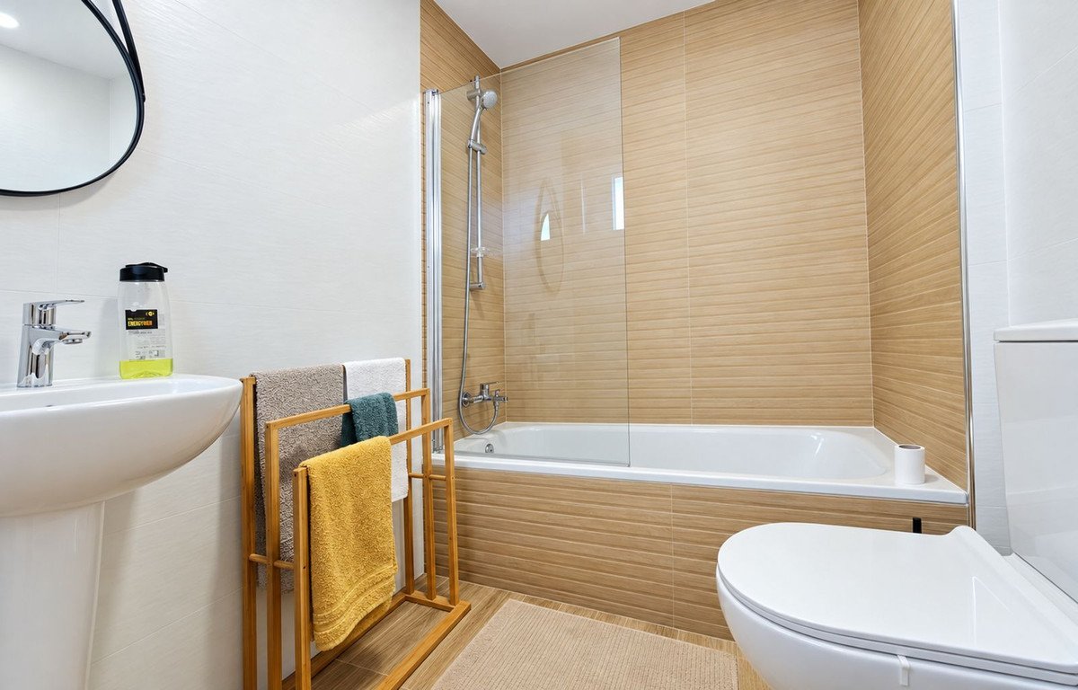 2 Bed Ground Floor Apartment in Casares Playa
