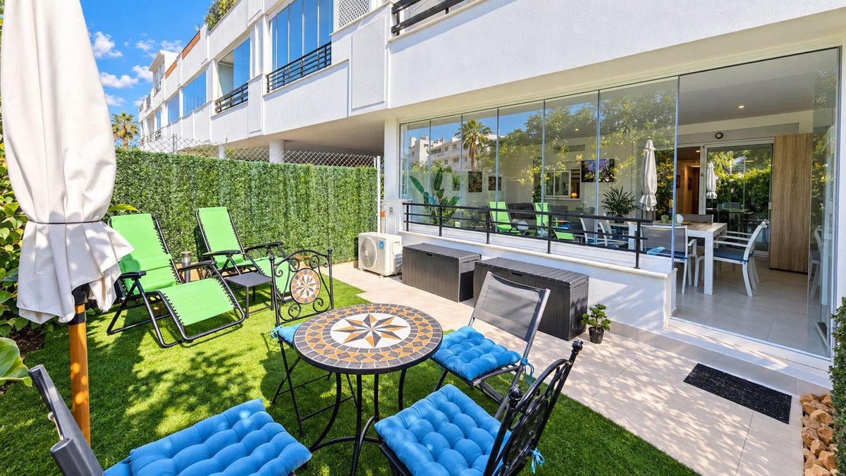 2 Bed Ground Floor Apartment in Casares Playa