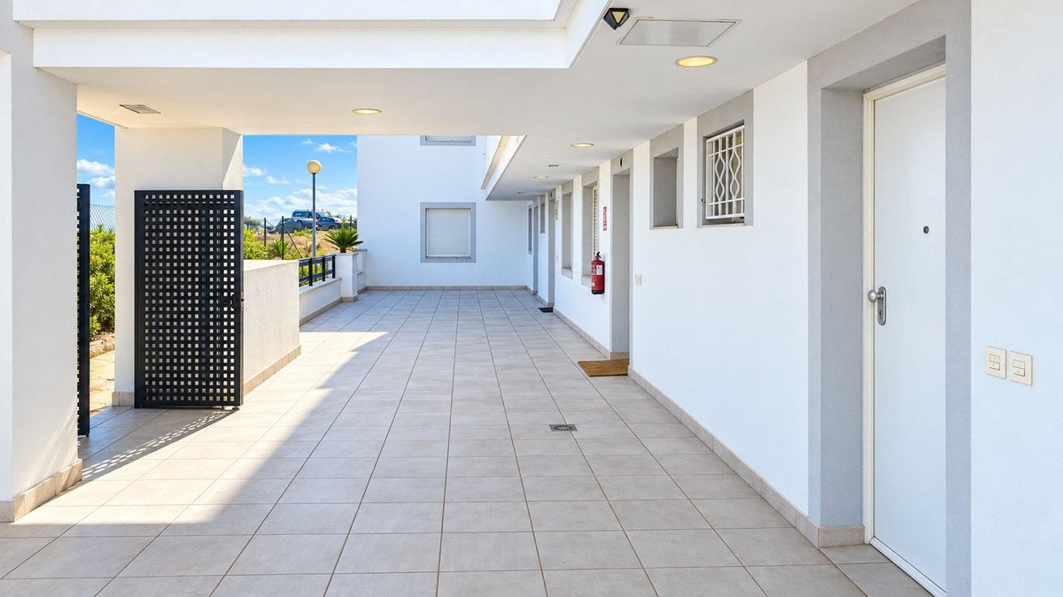 2 Bed Ground Floor Apartment in Casares Playa