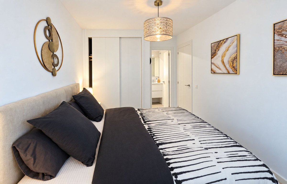 2 Bed Ground Floor Apartment in Casares Playa