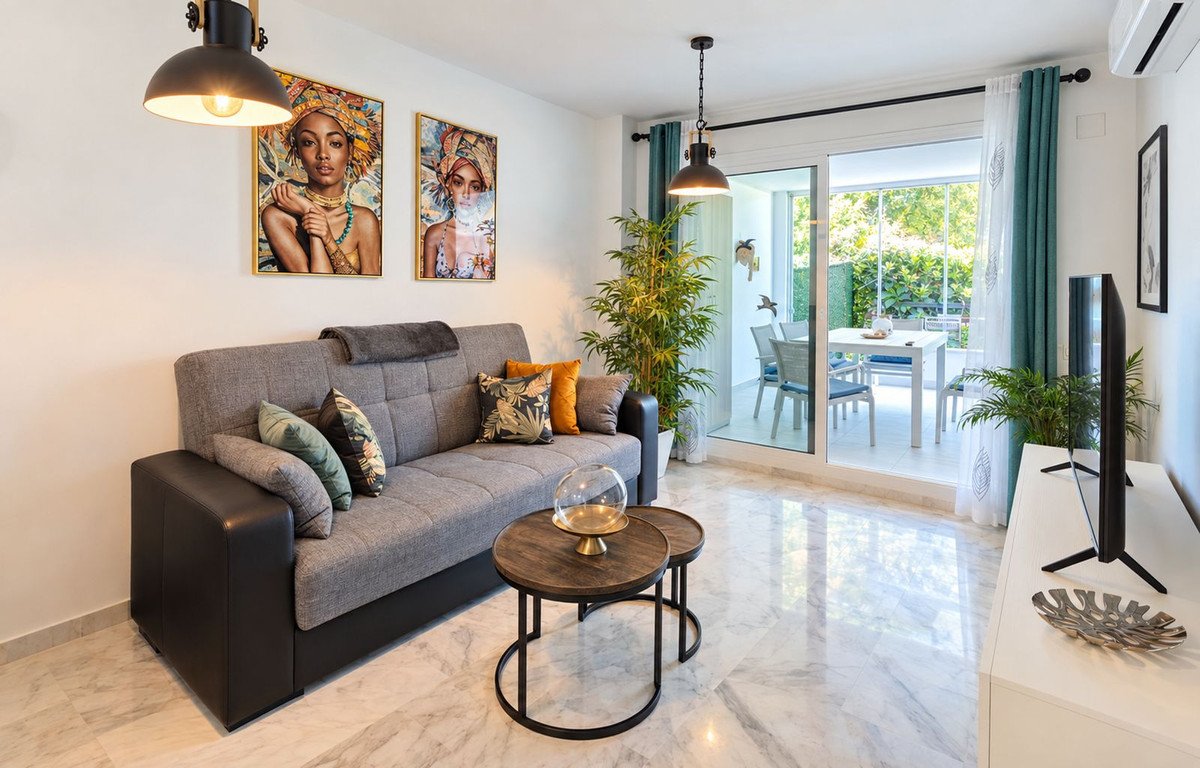 2 Bed Ground Floor Apartment in Casares Playa