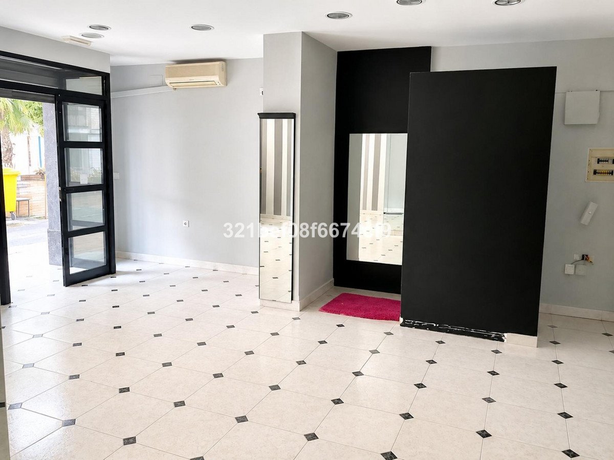 Commercial in Estepona