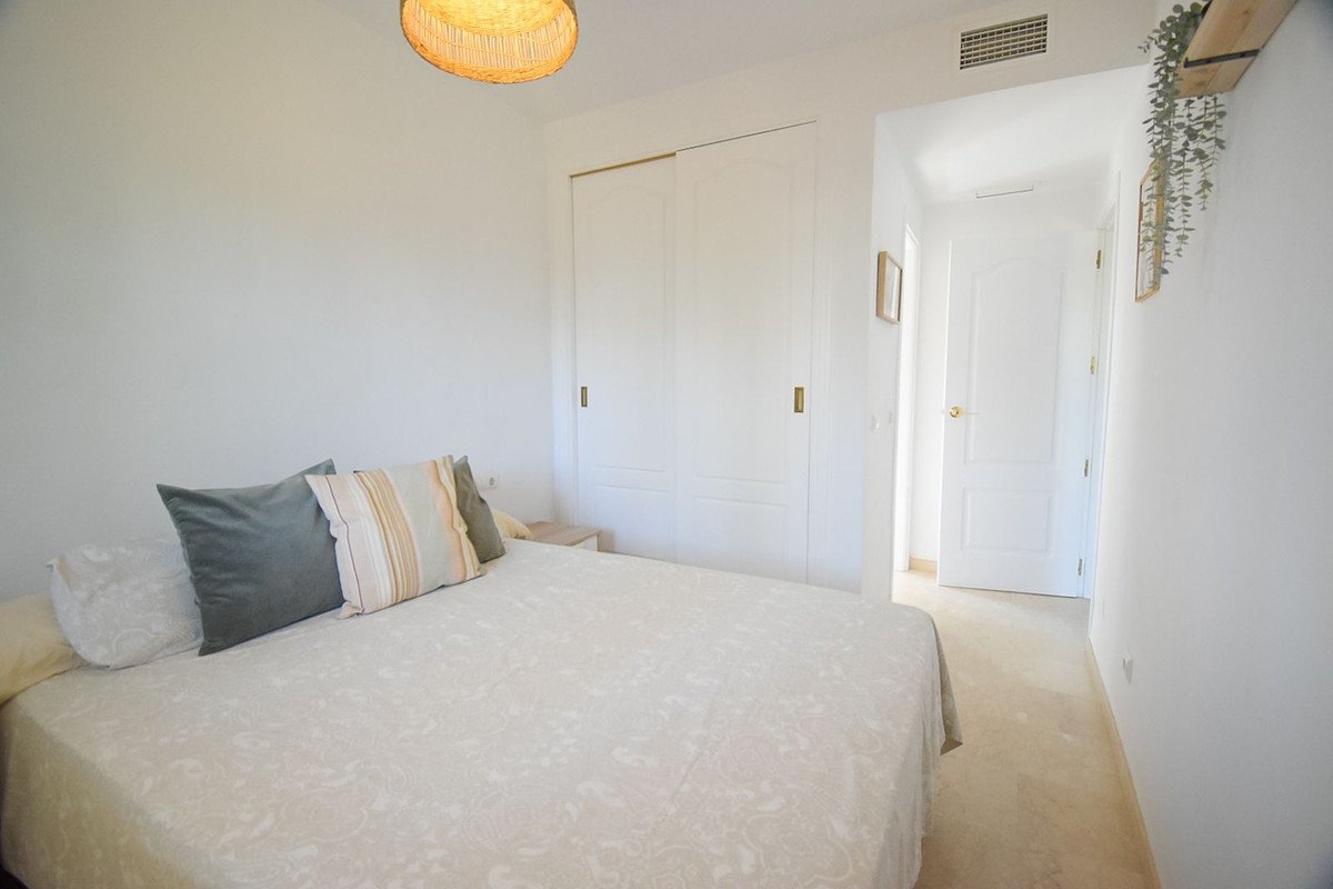 2 Bed Ground Floor Apartment in Riviera del Sol
