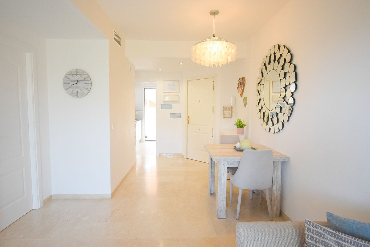 2 Bed Ground Floor Apartment in Riviera del Sol