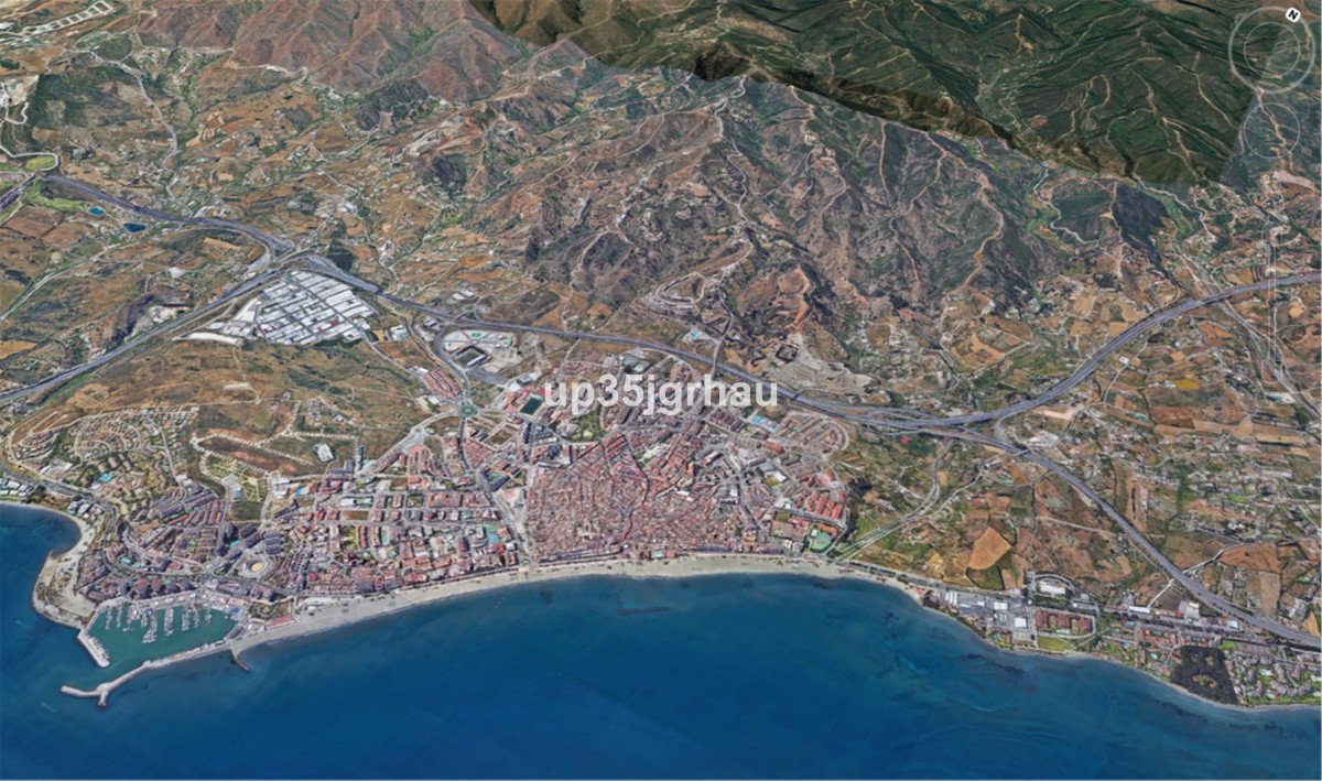 Commercial Premises in Estepona