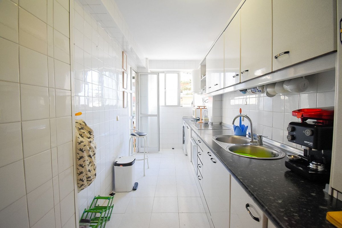 3 Bed Middle Floor Apartment in Fuengirola